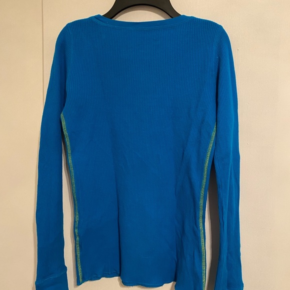 Lucky Brand Blue Long Sleeve Tee with Love and Bird Graphic - Picture 2 of 4